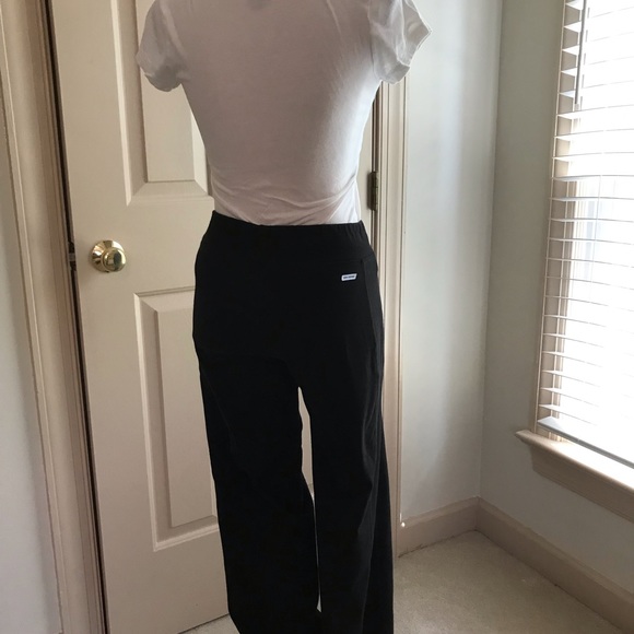 Express tee. White with black design. Size XS - Picture 5 of 5